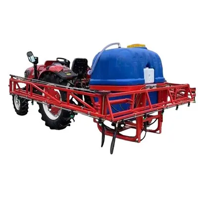 Polvoritzadors de boom muntats al tractor